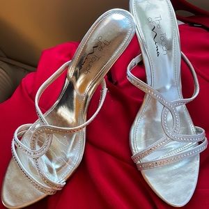 Silver 4 Inch Heels, Touch of Nina, Women’s US Size 9M